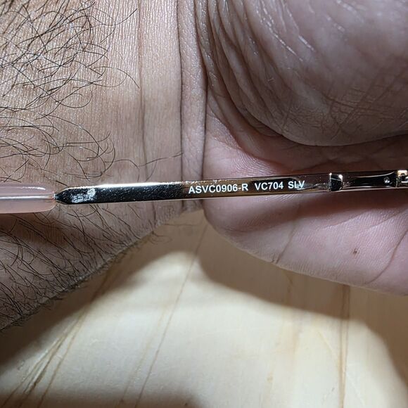 Vince Camuto ASVC0906-R VC704 SLV Unisex Sunglasses Discontinued No Case - Picture 8 of 11